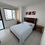 Apartamento En Bocagrande Con Vista Lateral Al Mar Icdi