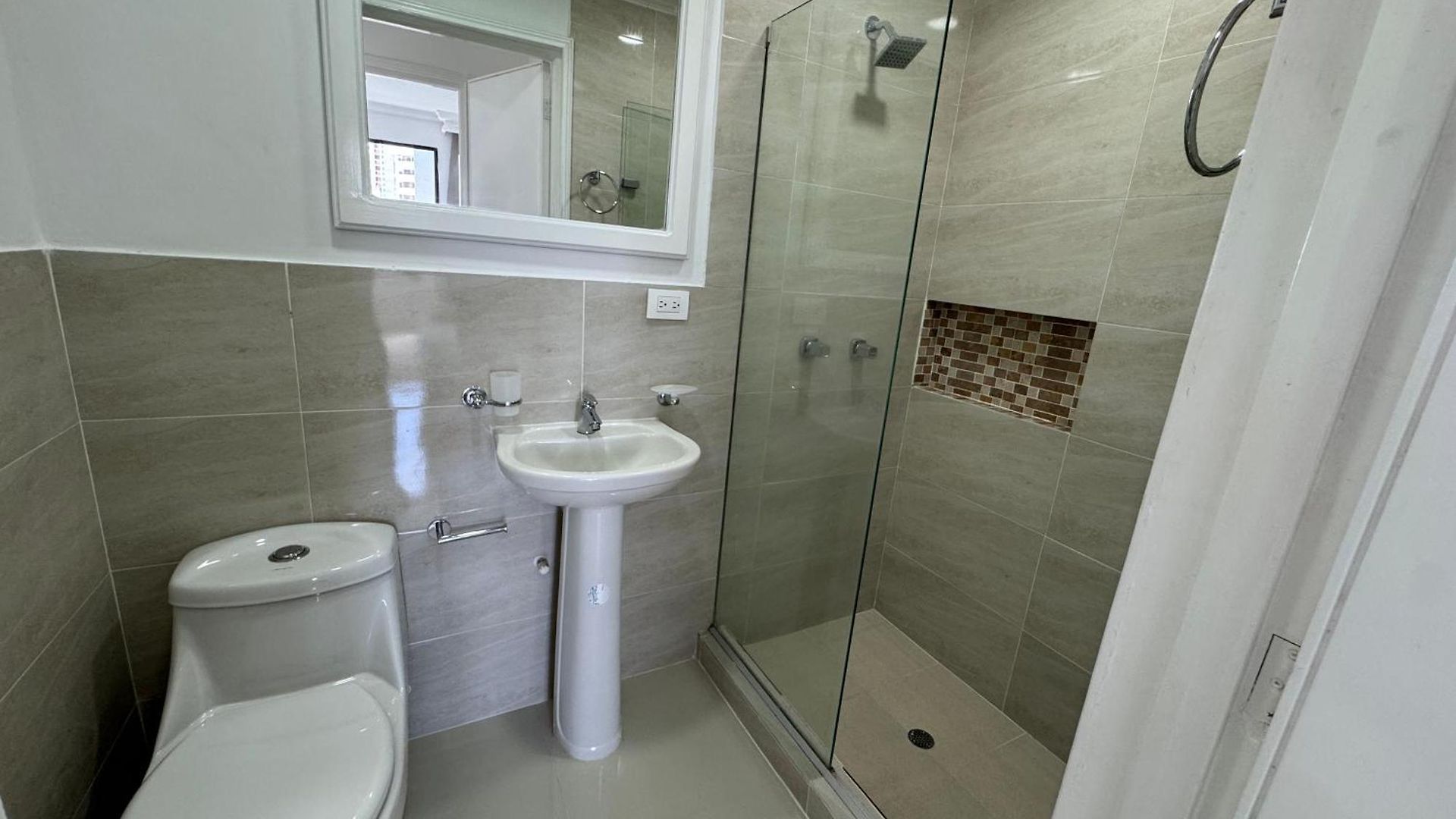 Apartment En Bocagrande Con Vista Lateral Al Mar Icdi *