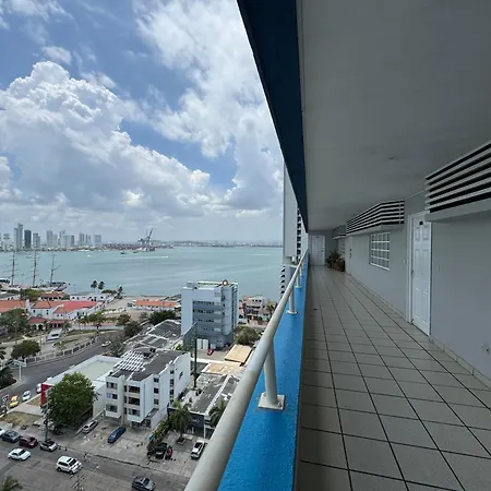 En Bocagrande Con Vista Lateral Al Mar Icdi * Cartagena