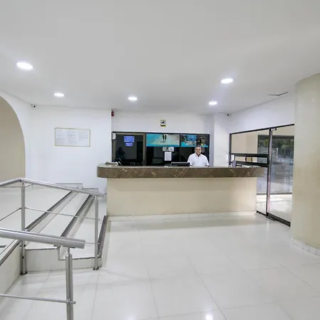 Apartamento En Bocagrande Con Vista Lateral Al Mar Icdi *