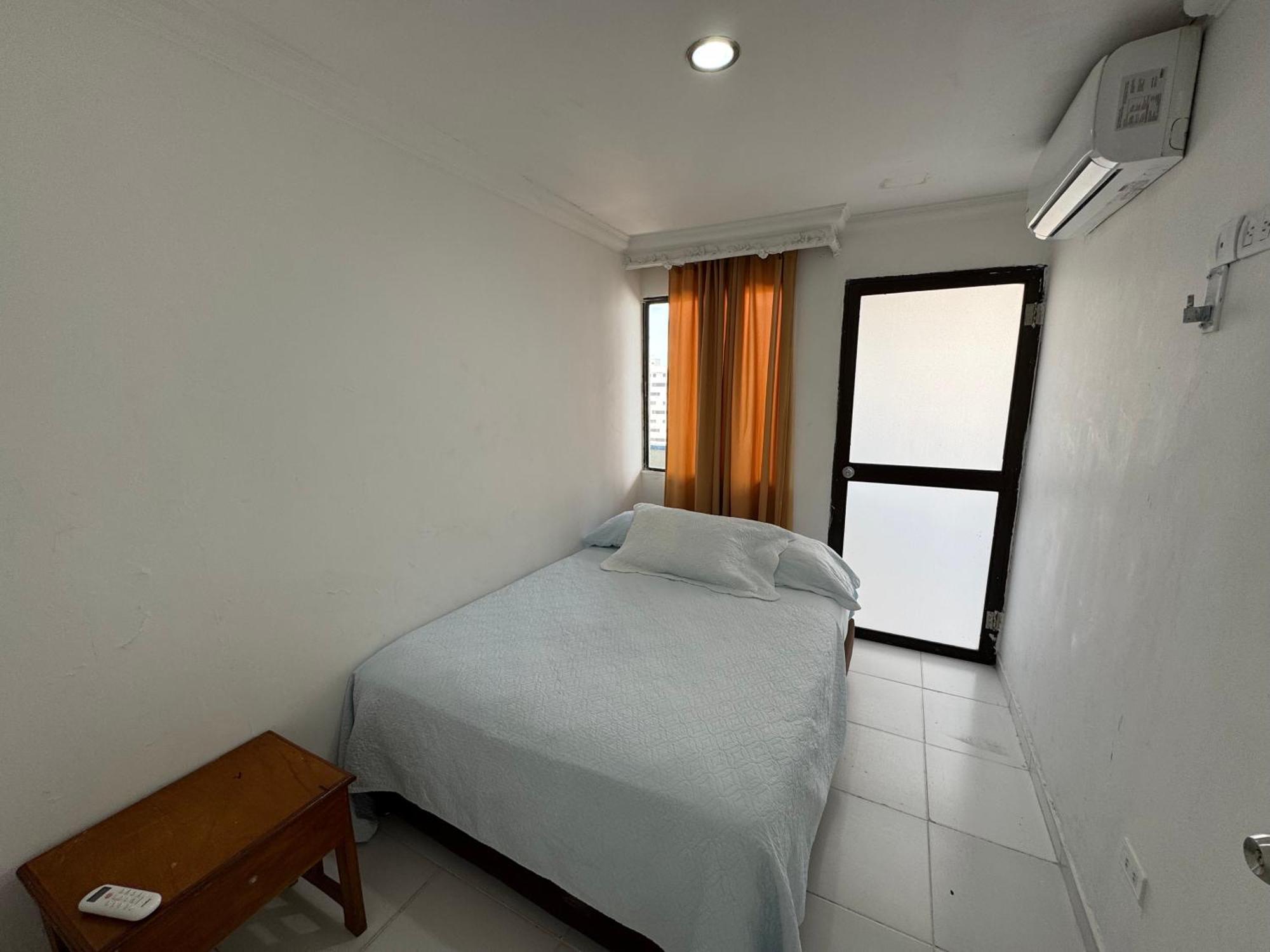 En Bocagrande Con Vista Lateral Al Mar Icdi * Cartagena