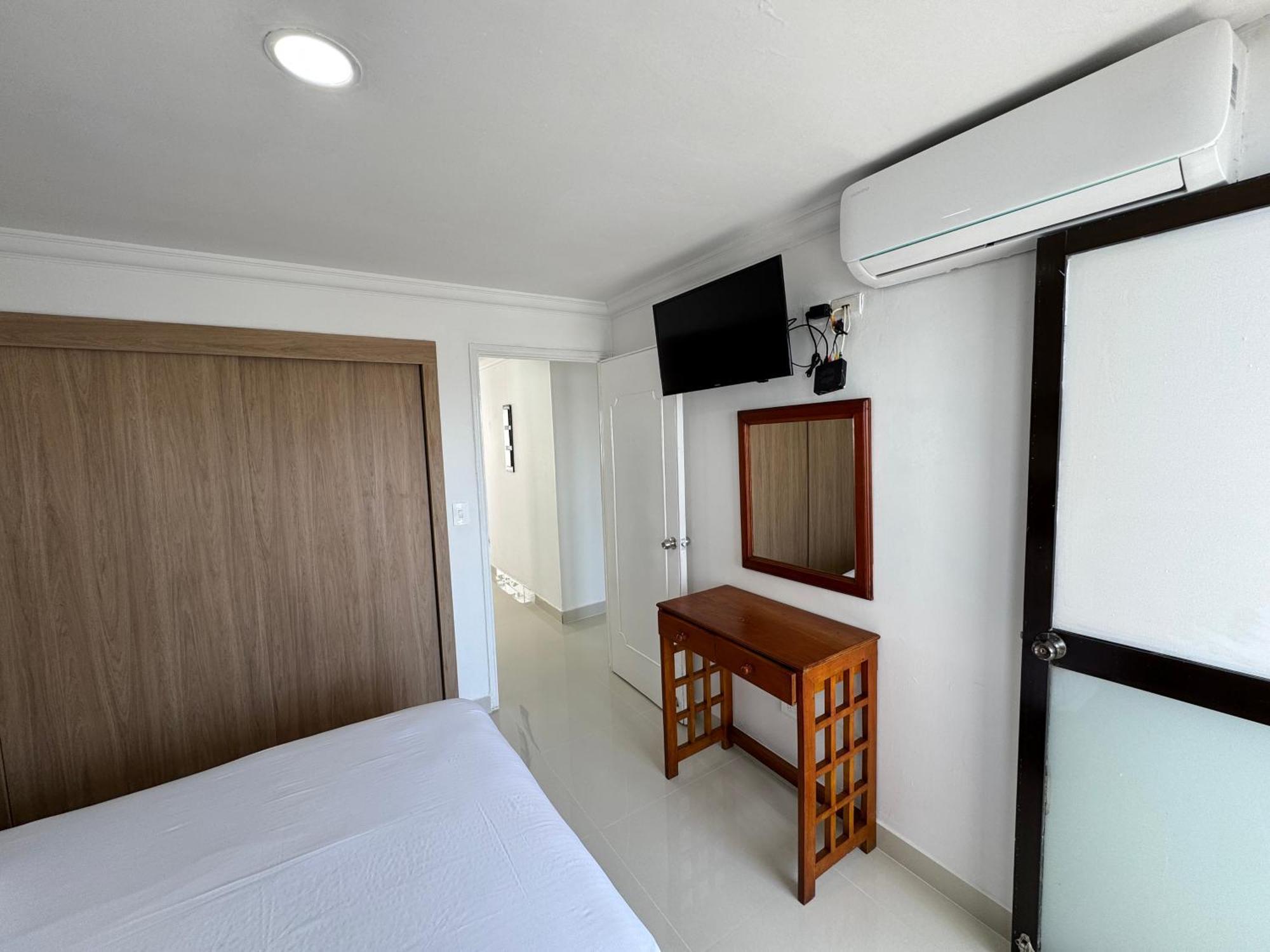 En Bocagrande Con Vista Lateral Al Mar Icdi *